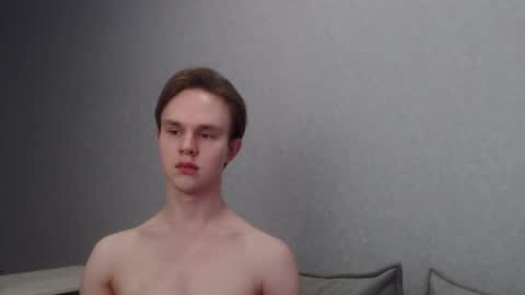 Snapshot of angelraaay chatting on March 1, 2025, 12:12 pm Angel online show from March 1, 2025, 12:12 pm