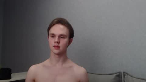 Snapshot of angelraaay chatting on March 4, 2025, 3:48 pm Angel online show from March 4, 2025, 3:48 pm