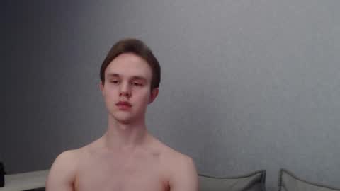 Snapshot of angelraaay chatting on March 9, 2025, 12:09 pm Angel online show from March 9, 2025, 12:09 pm