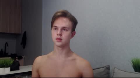 Snapshot of angelraaay chatting on October 26, 2025, 9:59 am Angel online show from October 26, 2025, 9:59 am