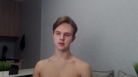 Angel online show from November 4, 2025, 9:08 am