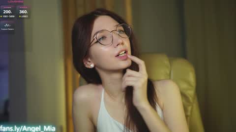 Nikki online show from March 23, 2026, 6:28 am