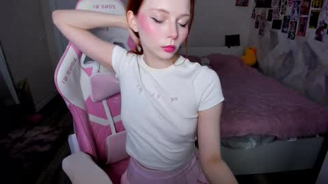 Snapshot of angels_of_passion chatting on January 11, 2026, 5:07 pm Yana online show from January 11, 2026, 5:07 pm