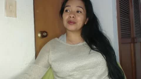 rebeca online show from December 25, 2024, 12:16 am