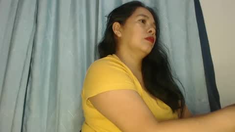 rebeca online show from March 12, 2025, 12:31 am