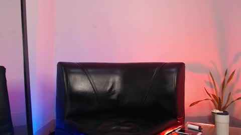 Angel Storm online show from October 27, 2025, 2:48 am