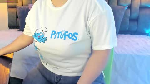 Snapshot of angelswets chatting on October 26, 2025, 1:39 pm ANGIE online show from October 26, 2025, 1:39 pm