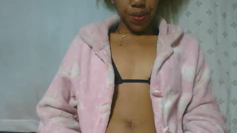 Snapshot of angeltta69 chatting on October 7, 2025, 3:36 am angeltta69 online show from October 7, 2025, 3:36 am