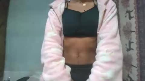 Snapshot of angeltta69 chatting on October 15, 2025, 4:23 am angeltta69 online show from October 15, 2025, 4:23 am