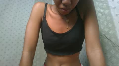 Snapshot of angeltta69 chatting on November 18, 2025, 5:56 am angeltta69 online show from November 18, 2025, 5:56 am