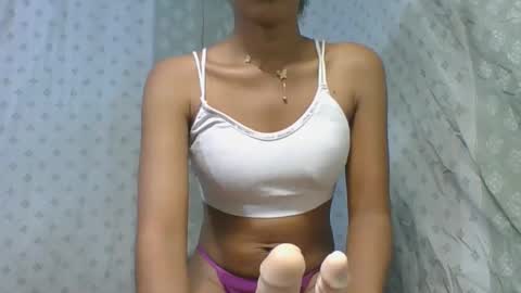 Snapshot of angeltta69 chatting on November 22, 2025, 5:45 pm angeltta69 online show from November 22, 2025, 5:45 pm