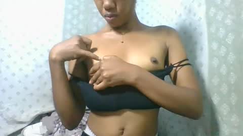 Snapshot of angeltta69 chatting on December 5, 2025, 5:09 pm angeltta69 online show from December 5, 2025, 5:09 pm