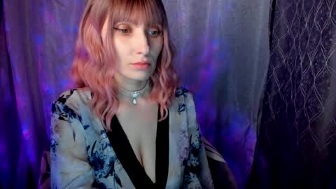 Snapshot of angely_jelly chatting on January 7, 2025, 12:45 am Angie online show from January 7, 2025, 12:45 am