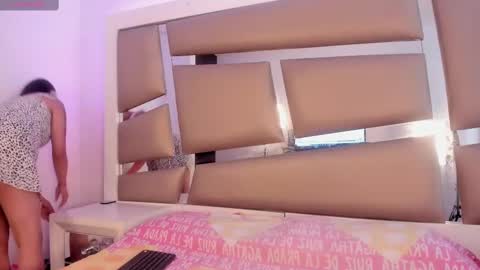 angely_js online show from January 27, 2025, 7:35 pm