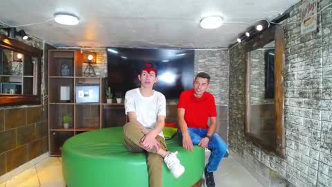 Snapshot of anghelytos chatting on January 9, 2025, 6:57 pm anghelytos online show from January 9, 2025, 6:57 pm