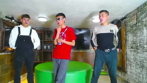 Snapshot of anghelytos chatting on January 10, 2025, 6:38 pm anghelytos online show from January 10, 2025, 6:38 pm