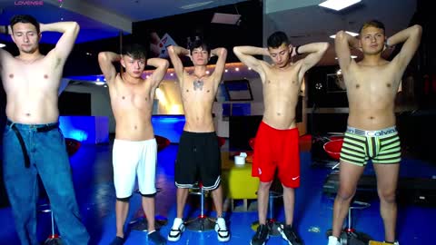 Snapshot of anghelytos chatting on January 23, 2025, 10:01 pm anghelytos online show from January 23, 2025, 10:01 pm