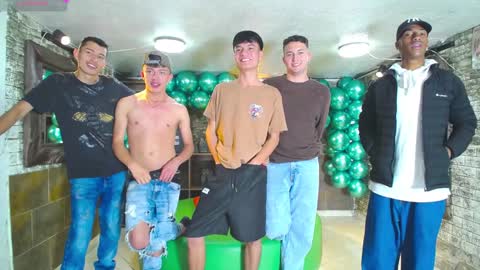 Snapshot of anghelytos chatting on February 3, 2025, 7:42 pm anghelytos online show from February 3, 2025, 7:42 pm