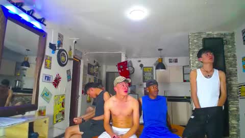 Snapshot of anghelytos chatting on February 19, 2025, 11:14 pm anghelytos online show from February 19, 2025, 11:14 pm