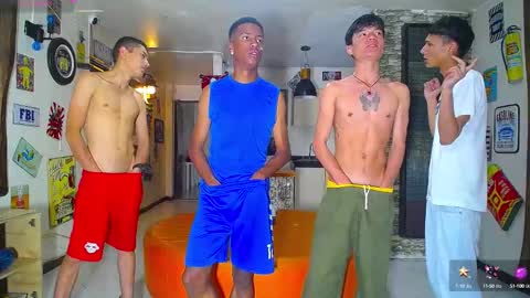 Snapshot of anghelytos chatting on February 22, 2025, 8:09 pm anghelytos online show from February 22, 2025, 8:09 pm