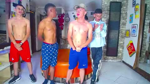 Snapshot of anghelytos chatting on March 1, 2025, 6:21 pm anghelytos online show from March 1, 2025, 6:21 pm