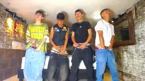 Snapshot of anghelytos chatting on October 10, 2025, 9:14 pm anghelytos online show from October 10, 2025, 9:14 pm