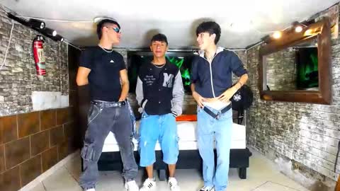 Snapshot of anghelytos chatting on October 19, 2025, 9:15 pm anghelytos online show from October 19, 2025, 9:15 pm