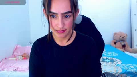Snapshot of angie_dreamgirl chatting on April 18, 2026, 12:03 am IG angie dreamgirl01 online show from April 18, 2026, 12:03 am