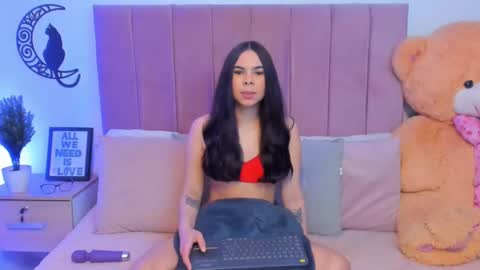Milo ----       online show from February 20, 2025, 9:33 am