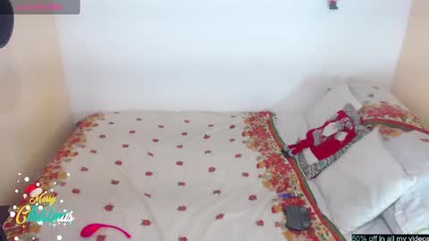 Snapshot of angielee01 chatting on December 27, 2024, 10:34 am Angie y Andres online show from December 27, 2024, 10:34 am