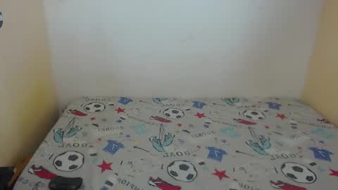 Snapshot of angielee01 chatting on January 14, 2025, 10:48 am Angie y Andres online show from January 14, 2025, 10:48 am