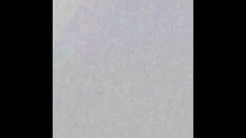 Snapshot of angielee01 chatting on September 19, 2025, 1:23 pm Angie y Andres online show from September 19, 2025, 1:23 pm