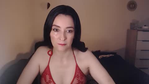 VALENTINA online show from April 28, 2026, 2:27 am