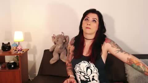 Sara online show from March 3, 2025, 6:44 pm