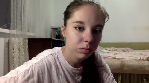 Angel Cute online show from July 18, 2026, 9:40 pm