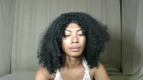 angolahugecock online show from September 26, 2025, 1:26 pm