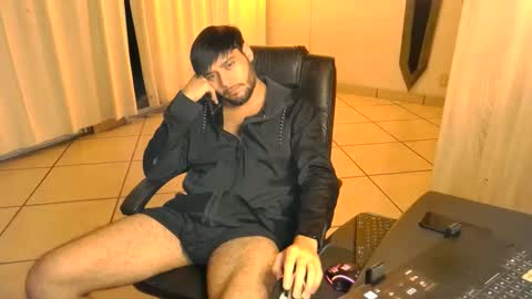 Snapshot of angrydeimos chatting on October 12, 2025, 4:00 am Deimos online show from October 12, 2025, 4:00 am