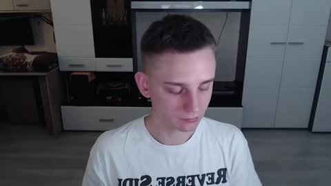 Snapshot of angryzan chatting on October 7, 2025, 8:22 am vodka online show from October 7, 2025, 8:22 am