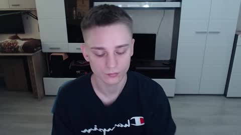 Snapshot of angryzan chatting on October 8, 2025, 5:38 am vodka online show from October 8, 2025, 5:38 am