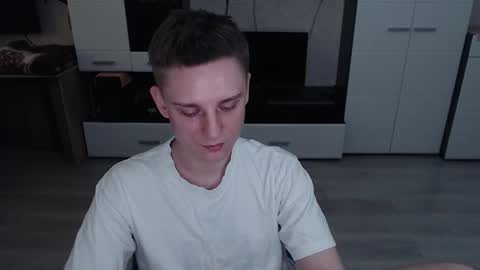 Snapshot of angryzan chatting on October 17, 2025, 4:48 am vodka online show from October 17, 2025, 4:48 am