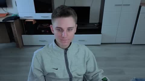 Snapshot of angryzan chatting on November 10, 2025, 7:18 am vodka online show from November 10, 2025, 7:18 am