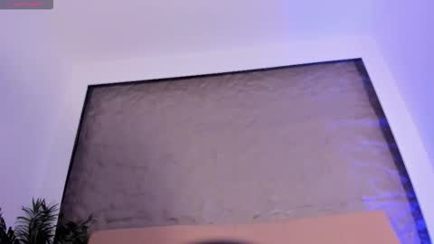 angy_avila online show from October 26, 2025, 11:49 am