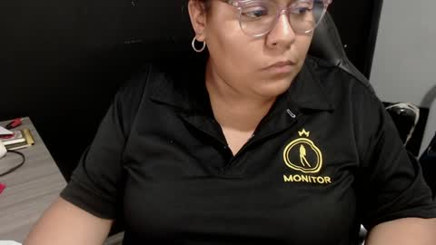 Snapshot of angy_ro12 chatting on January 14, 2025, 9:13 am angy online show from January 14, 2025, 9:13 am