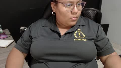 Snapshot of angy_ro12 chatting on February 16, 2025, 1:25 am angy online show from February 16, 2025, 1:25 am