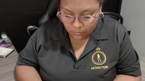 Snapshot of angy_ro12 chatting on February 16, 2025, 4:31 am angy online show from February 16, 2025, 4:31 am