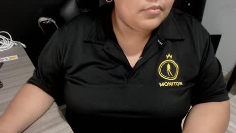 Snapshot of angy_ro12 chatting on March 7, 2025, 2:25 am angy online show from March 7, 2025, 2:25 am