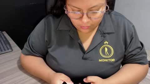 Snapshot of angy_ro12 chatting on October 8, 2025, 8:39 pm angy online show from October 8, 2025, 8:39 pm