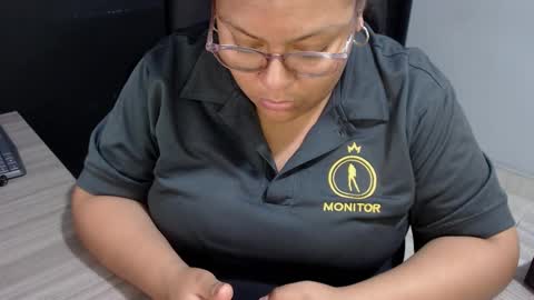 Snapshot of angy_ro12 chatting on October 30, 2025, 12:01 am angy online show from October 30, 2025, 12:01 am