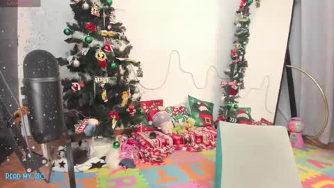 Snapshot of anhala_ chatting on December 15, 2024, 6:07 am Anhala Rivera online show from December 15, 2024, 6:07 am