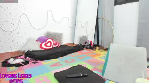 Snapshot of anhala_ chatting on February 7, 2025, 2:50 am Anhala Rivera online show from February 7, 2025, 2:50 am